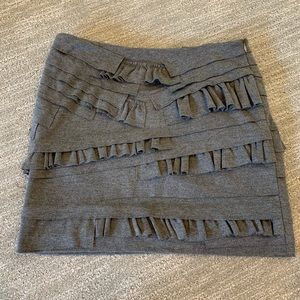 Metropark Mini Ruffle Skirt - S